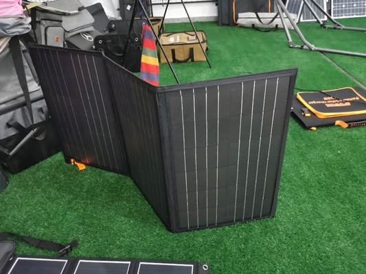 kaufen Tragbare faltende Sonnenkollektoren sackt Ausrüstungs-polykristallines Silikon 200W 300W 400W ein online manufacture