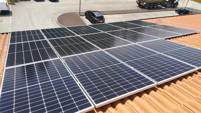 aktueller Firmenfall über MAILAND 15KW WEG GITTER-VOM HAUPTSolarenergie-SYSTEM  0