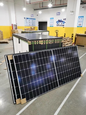 182 mm monokristalline Sonnenkollektoren der Klasse A 450 W 445 W 460 W 455 W OEM